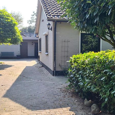 Sleepzzz Bed and Breakfast Heusden  Eksteriør billede